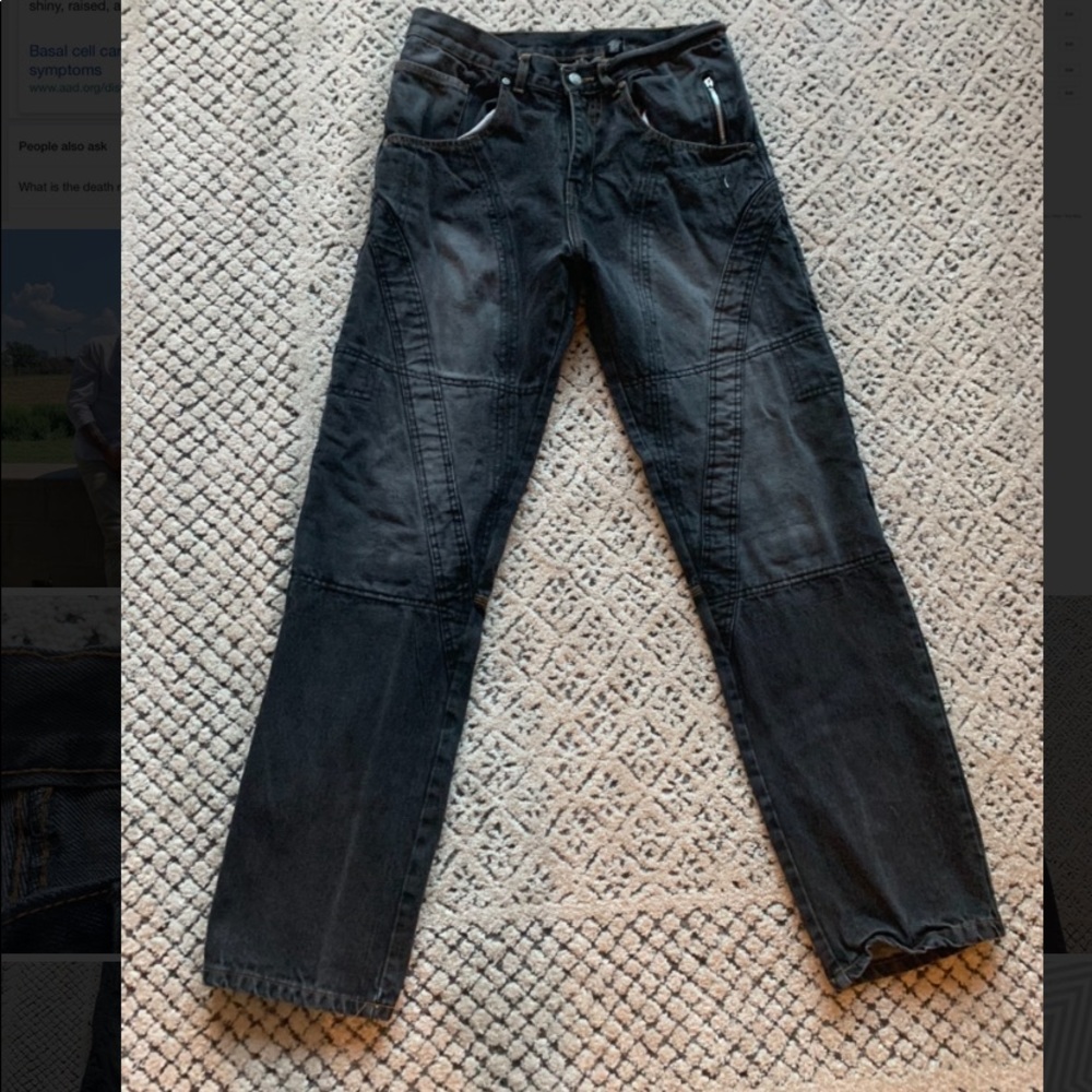 Motorcycle riding pants